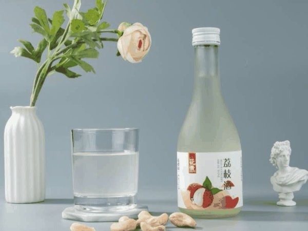 花信荔枝果酒 图1