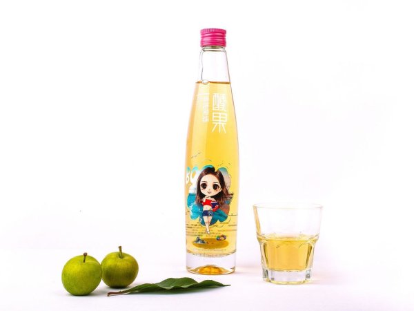 熏果青梅果酒 图2