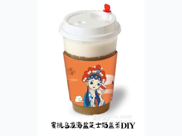 简颜蜜桃乌龙海盐芝士奶盖茶杯装