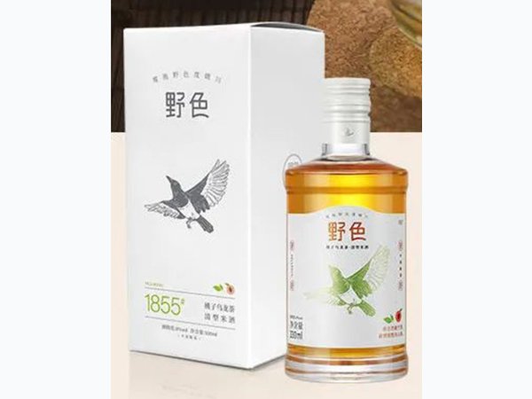 野色清型米酒桃子乌龙茶酒