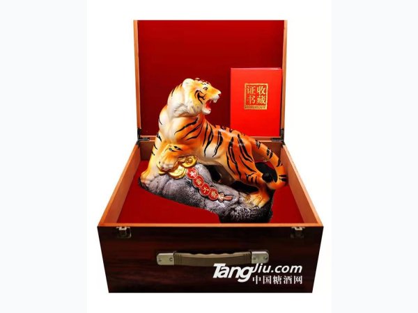 大富大贵.陶瓷虎酒瓶