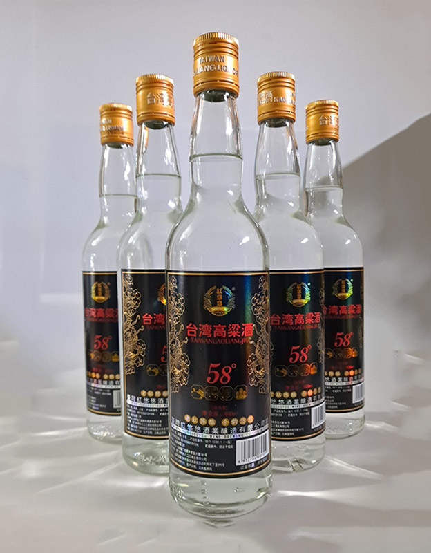 光瓶黑金龙高粱酒浓香58度600ml